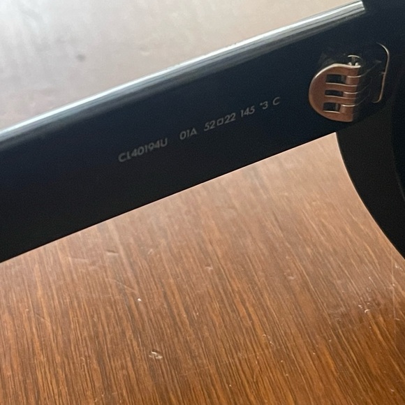 CELINE TRIOMPHE 01 SUNGLASSES IN ACETATE
BLACK - Picture 10 of 15